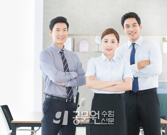 공무원수험신문 214-16-1.jpg