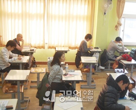 공무원수험신문 웹용(283)_1.jpg