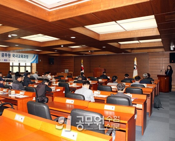 공무원수험신문 웹용_2.jpg