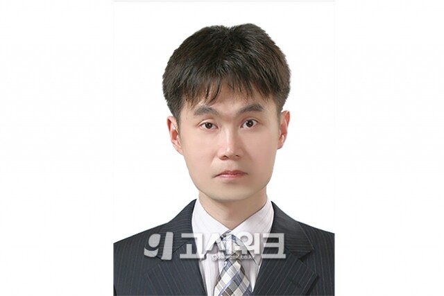 강동호 변호사.jpg