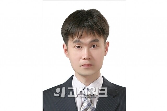 강동호 변호사.jpg