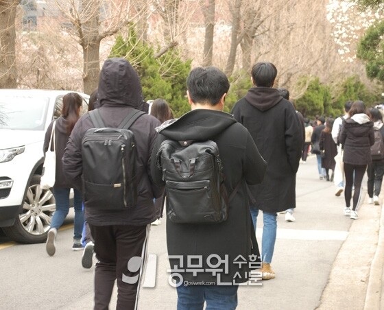 공무원수험신문 웹용_10.jpg