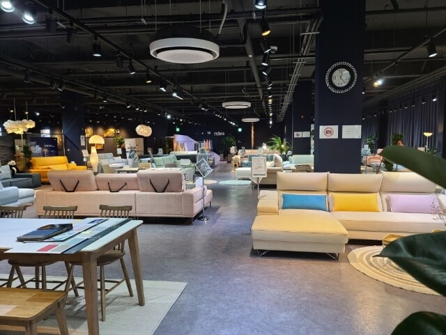 [플래나]후불_12회_공무원수험신문_루헨_0320예약송출(오전 11시).jpg