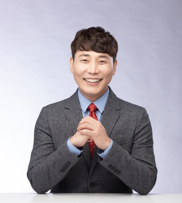 공무원수험신문-에듀윌(교수)-금일 오후11시 예약송출.jpg