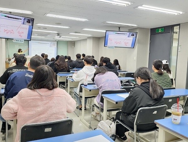 [플래나]후불_41회_공무원수험신문_부산YBM어학원_0422바로송출 (2).jpg