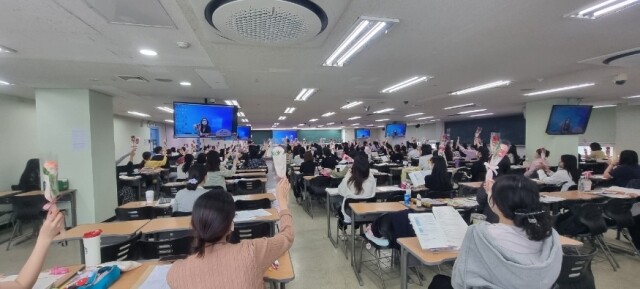 참된 [62차] -공무원수험신문-스승의 날-바로송출.jpg