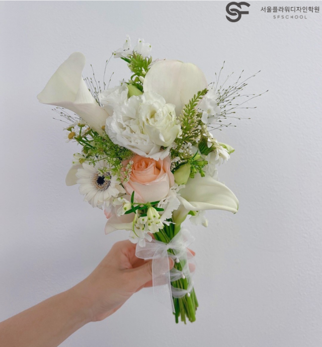 공무원수험신문-플라워디자인-바로송출 (2).png