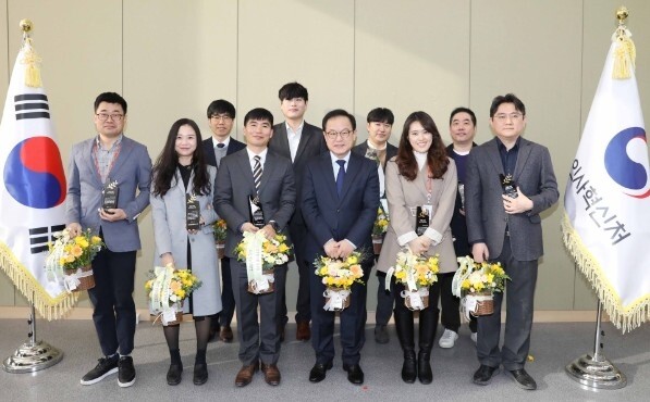 자랑스런 인사혁신처상 수상.jpg