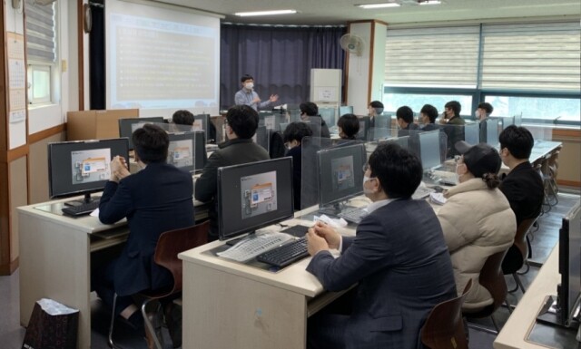 한국정보통신자격협회 자격시험 시행 모습.jpg