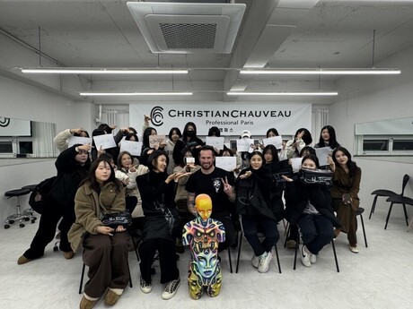 전국 미용학원 크리스챤쇼보뷰티아카데미 성남캠퍼스, 세계 바디페인팅 챔피언 ‘유리 팔제티’ 초청 세미나 개최