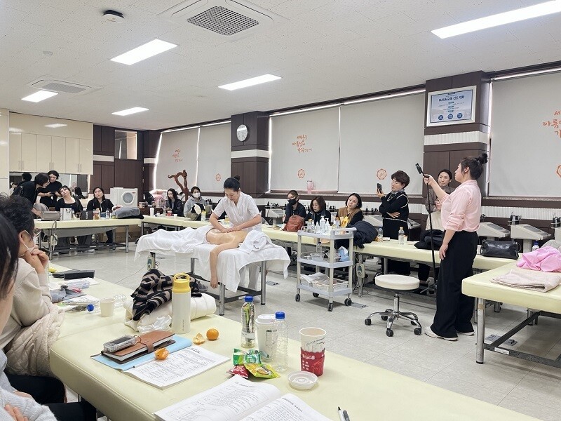 실무 중심 NCS 피부미용 교육, 기...