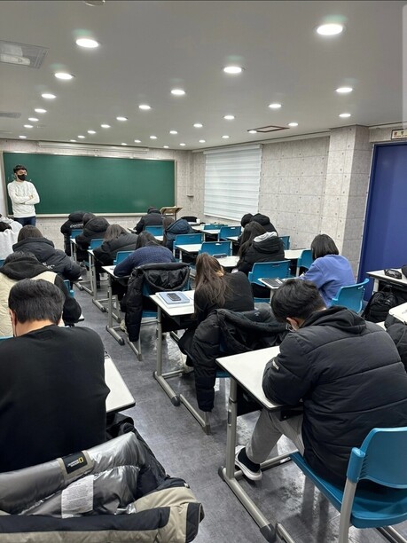 강서 와이디아카데미, 내신 대비 전략은 학습관리…자습 관리 병행 중요성 제시